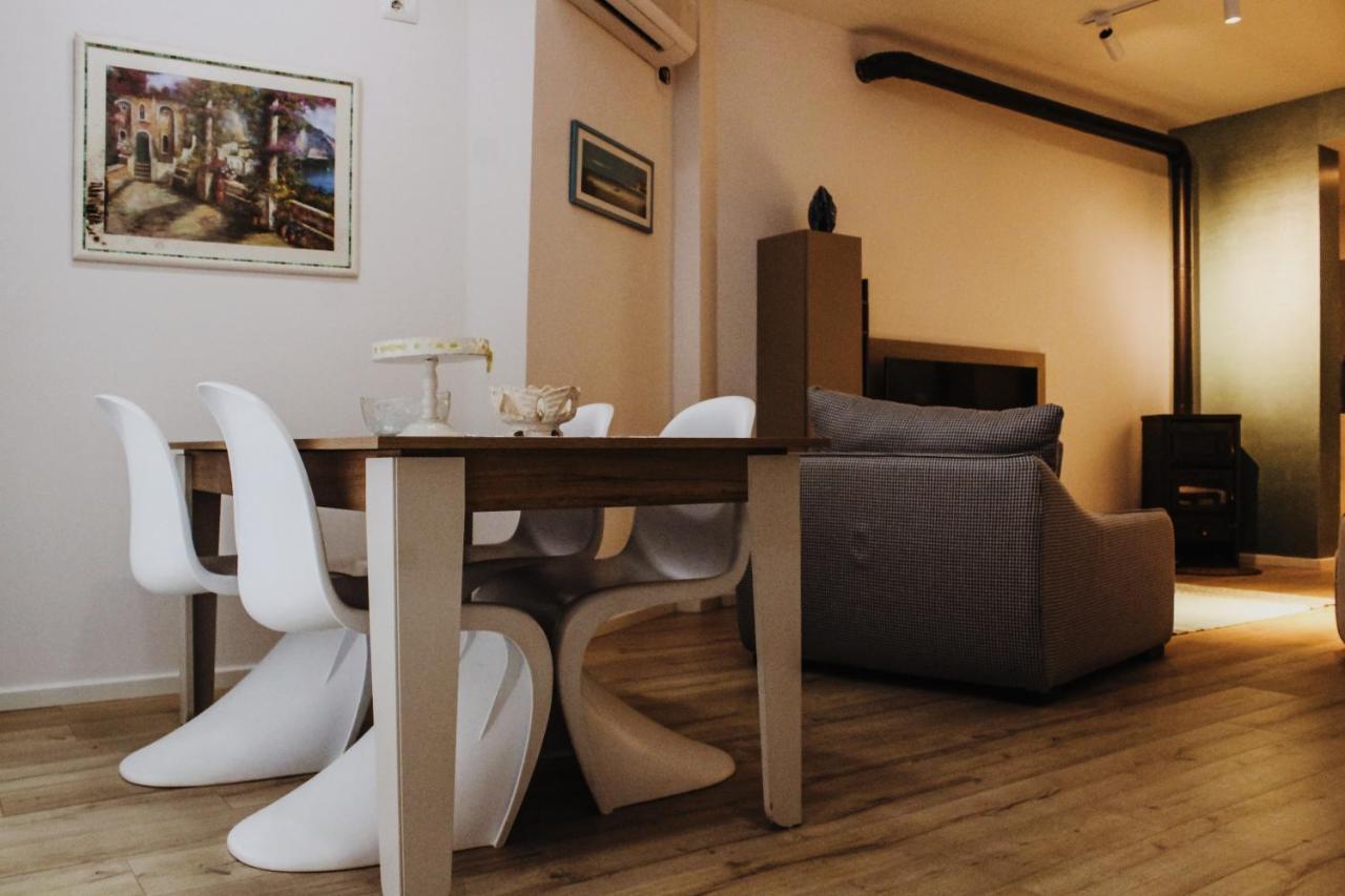 Ivy Lalzi Bay Beach House Durrës Exterior foto